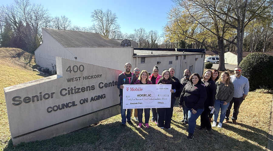 T-Mobile Hometown Grant Senior 900x500